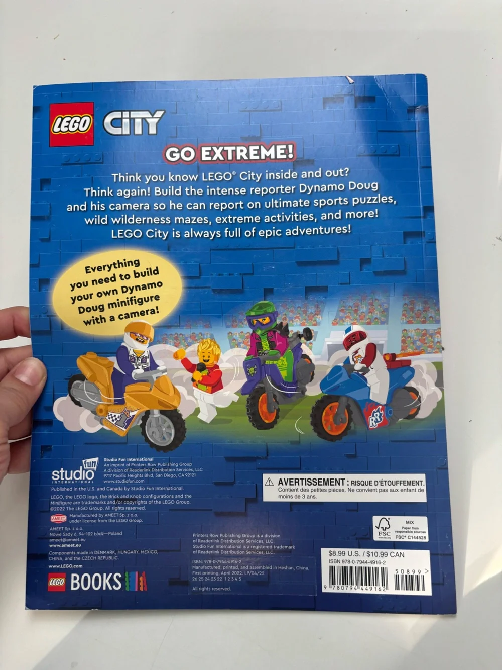 Activity Book with Minifigure Lego City:‎ Go Extreme! Paperback book